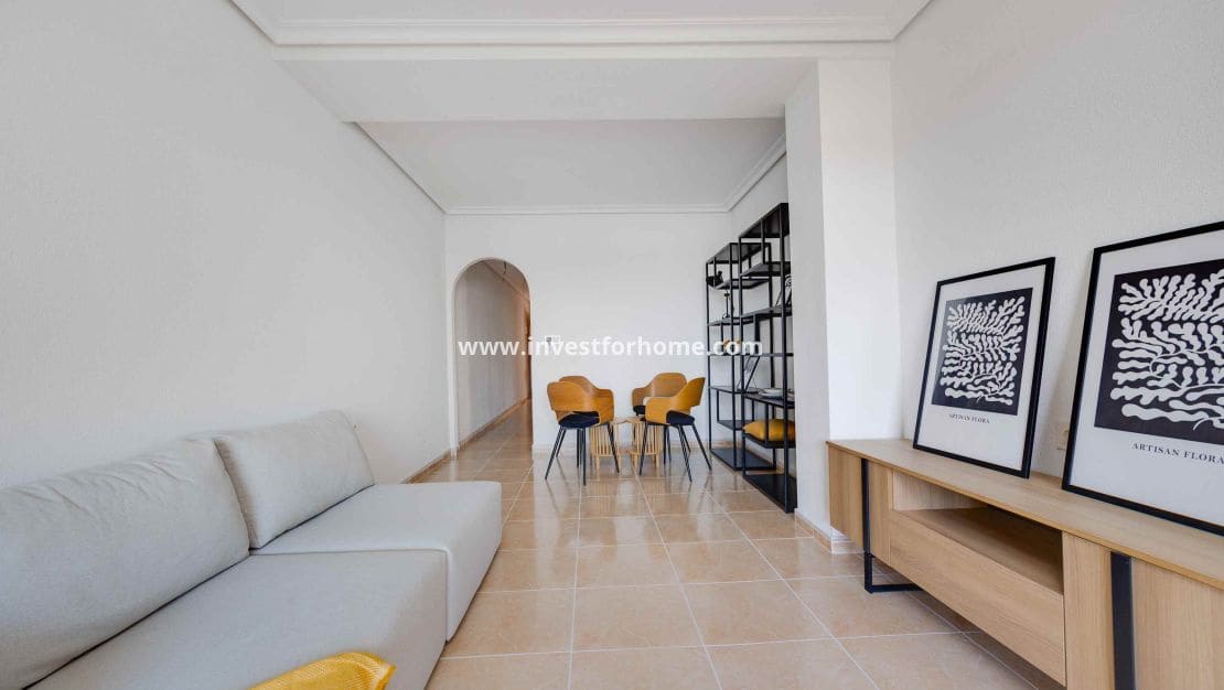 1 Zimmer Apartment zu verkaufen in San Fulgencio mit Pool Garage - 180.000 € (Ref: 10158446)