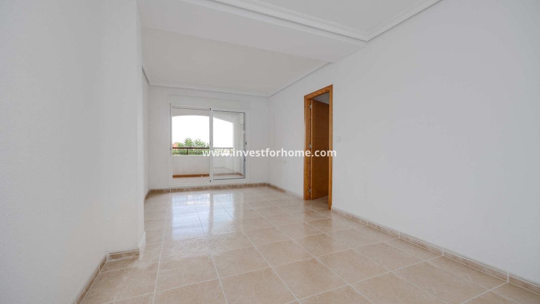 1 Zimmer Apartment zu verkaufen in San Fulgencio mit Pool Garage - 180.000 € (Ref: 10158446)
