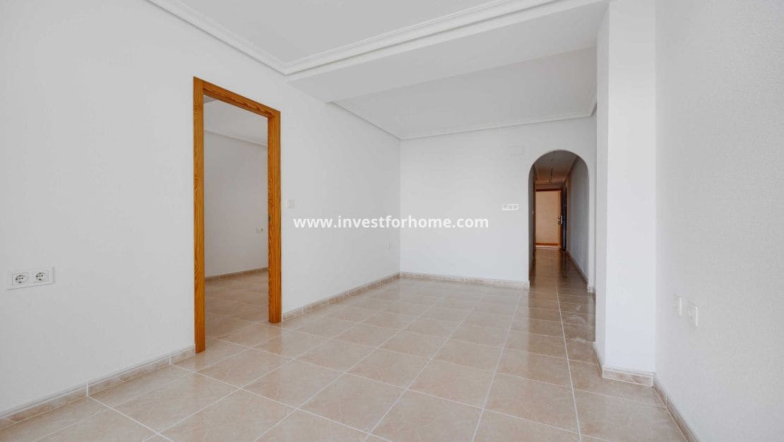 1 Zimmer Apartment zu verkaufen in San Fulgencio mit Pool Garage - 180.000 € (Ref: 10158446)