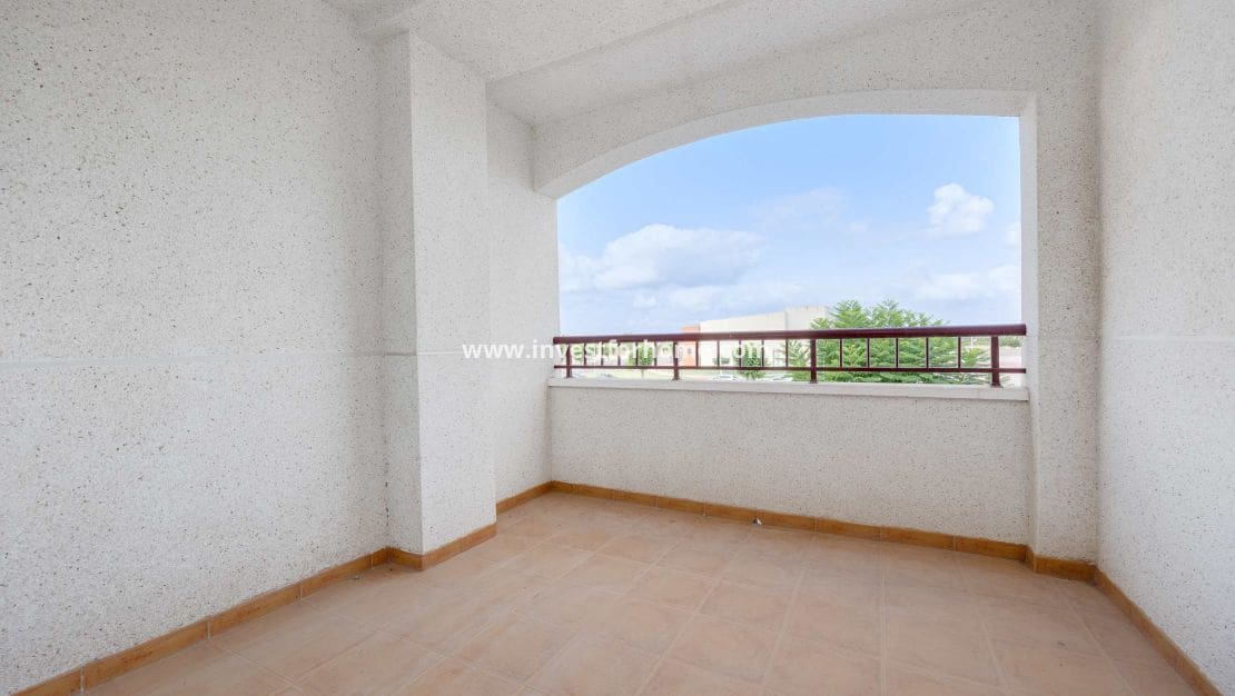 1 Zimmer Apartment zu verkaufen in San Fulgencio mit Pool Garage - 180.000 € (Ref: 10158446)