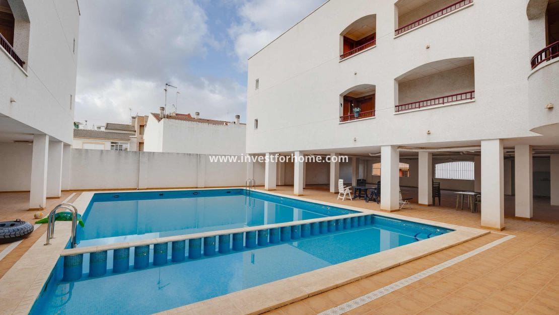 1 Zimmer Apartment zu verkaufen in San Fulgencio mit Pool Garage - 180.000 € (Ref: 10158446)