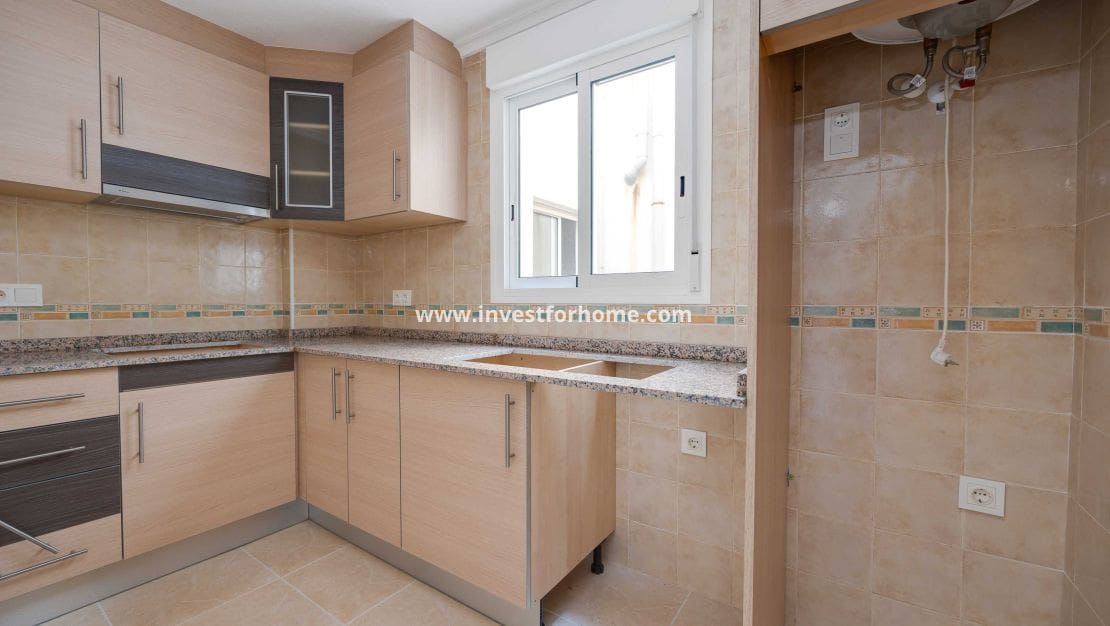 1 Zimmer Apartment zu verkaufen in San Fulgencio mit Pool Garage - 180.000 € (Ref: 10158446)
