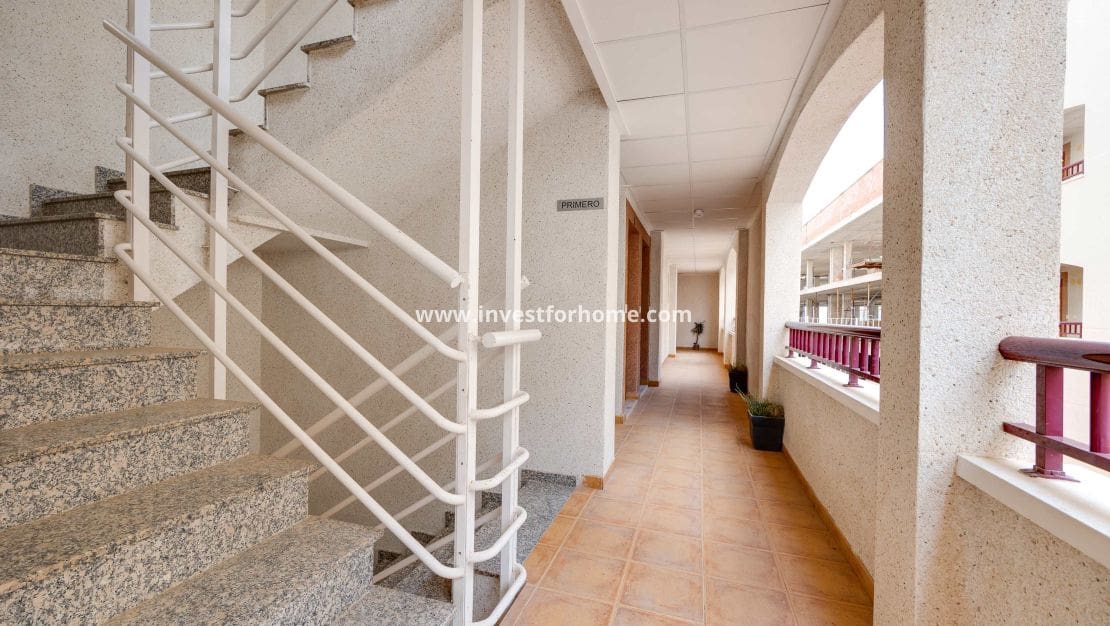 1 Zimmer Apartment zu verkaufen in San Fulgencio mit Pool Garage - 180.000 € (Ref: 10158446)