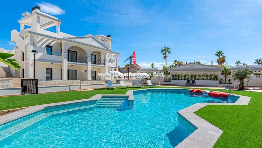 3 bedroom Apartment for sale in Rojales with pool garage - € 380,540 (Ref: 10158447)