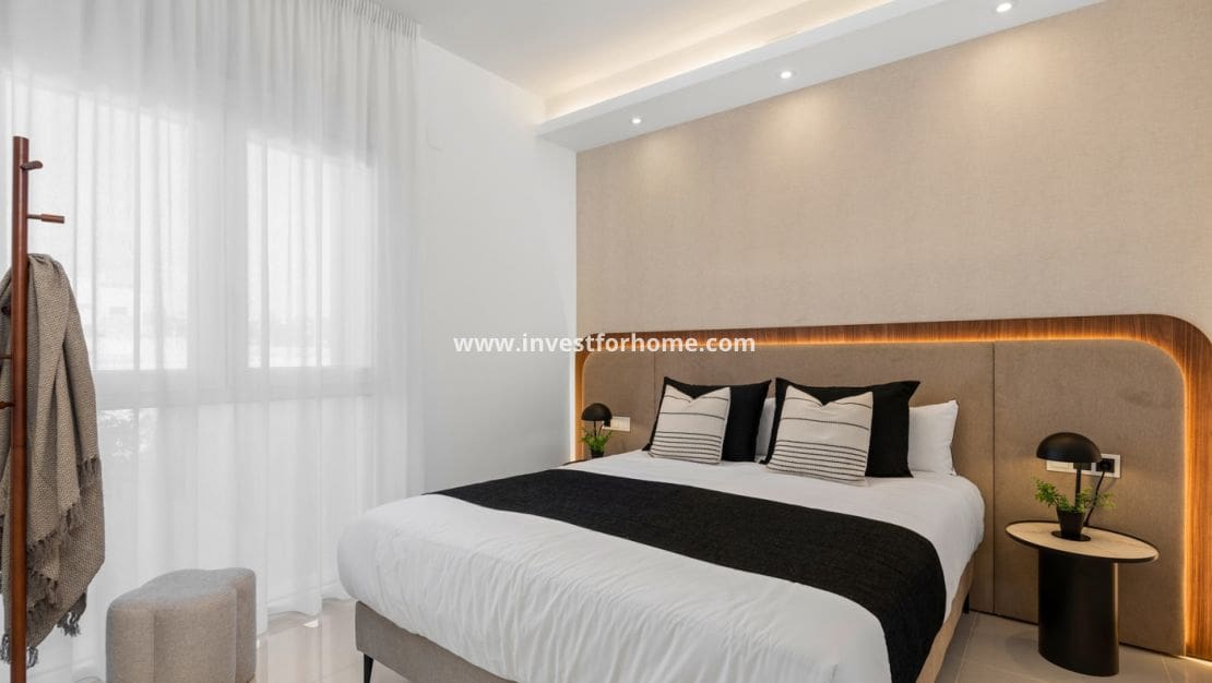 3 bedroom Apartment for sale in Rojales with pool garage - € 380,540 (Ref: 10158447)