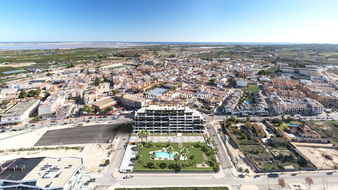 2 bedroom Apartment for sale in San Miguel de Salinas with pool - € 244,000 (Ref: 10158451)