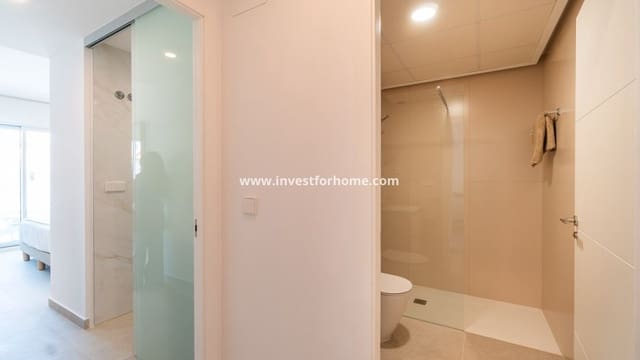 2 bedroom Apartment for sale in Playa Flamenca, Orihuela with pool - € 499,000 (Ref: 10158457)