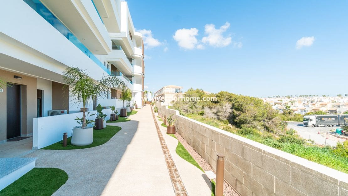 2 quarto Apartamento para venda em Orihuela Costa com piscina - 499 000 € (Ref: 10158457)