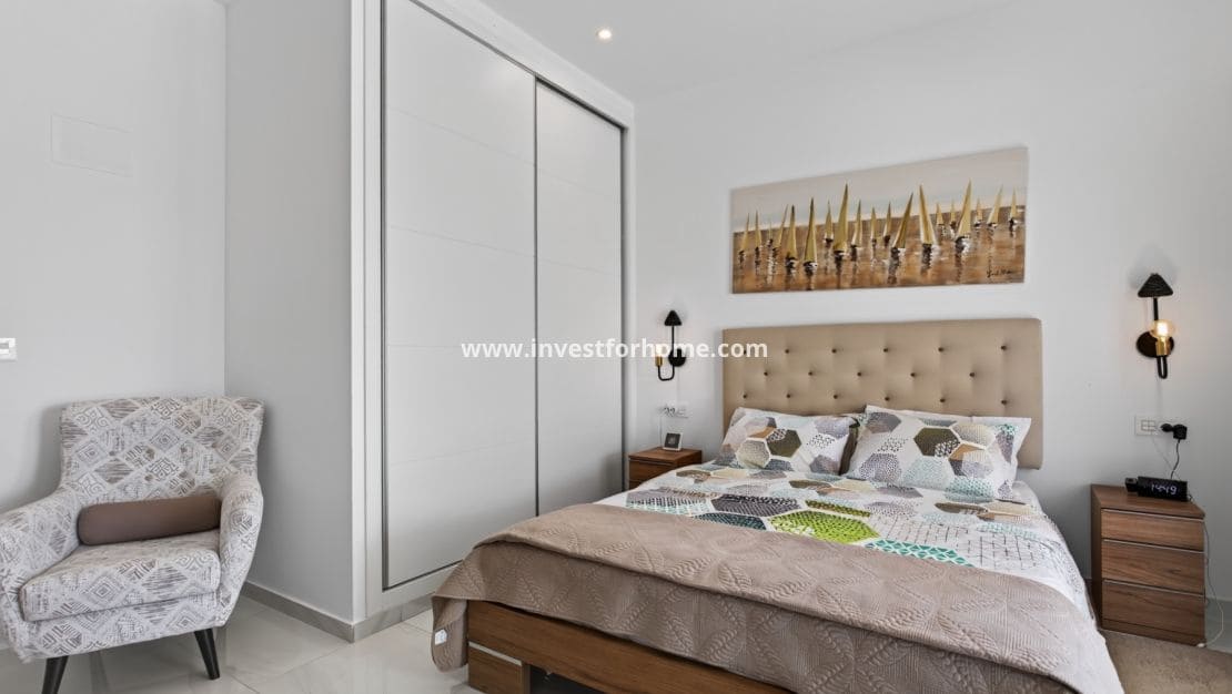 3 slaapkamer Villa te koop in Bigastro met zwembad garage - € 384.000 (Ref: 10162477)