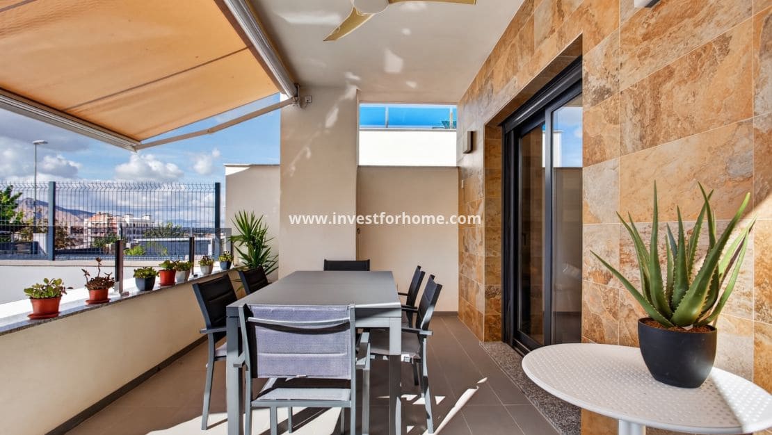 3 slaapkamer Villa te koop in Bigastro met zwembad garage - € 384.000 (Ref: 10162477)