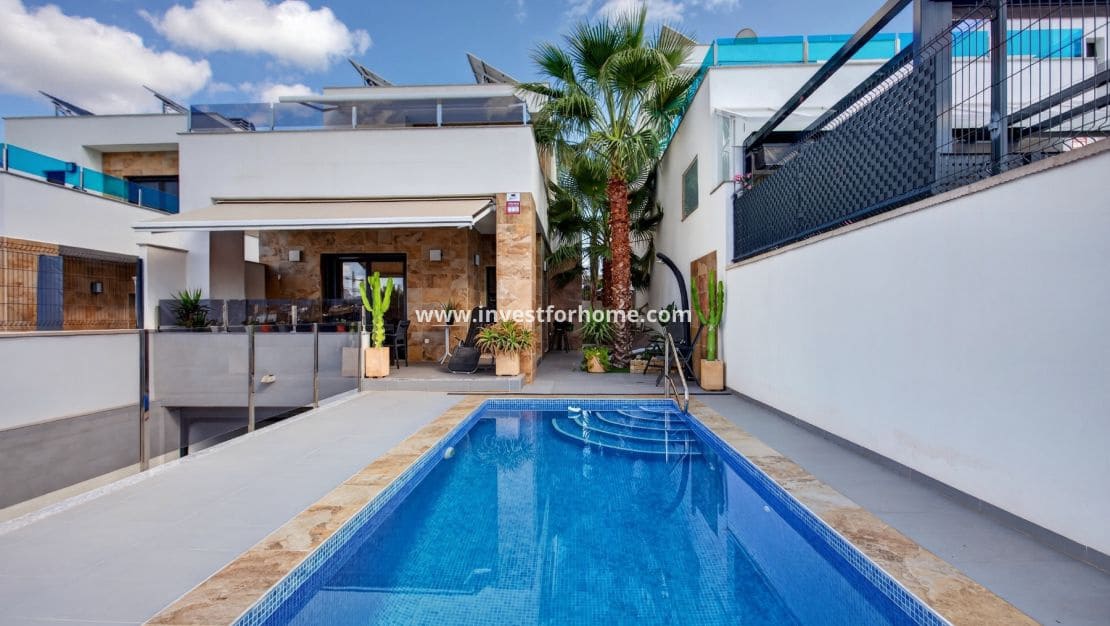 3 slaapkamer Villa te koop in Bigastro met zwembad garage - € 384.000 (Ref: 10162477)