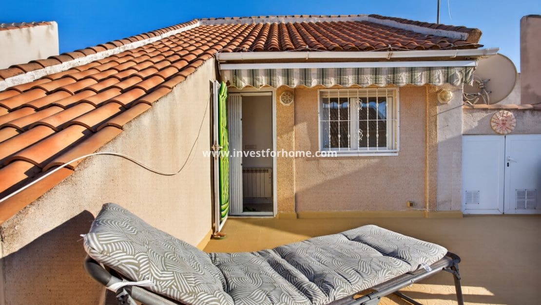 2 slaapkamer Bungalow te koop in Ciudad Quesada met zwembad - € 165.000 (Ref: 10182309)