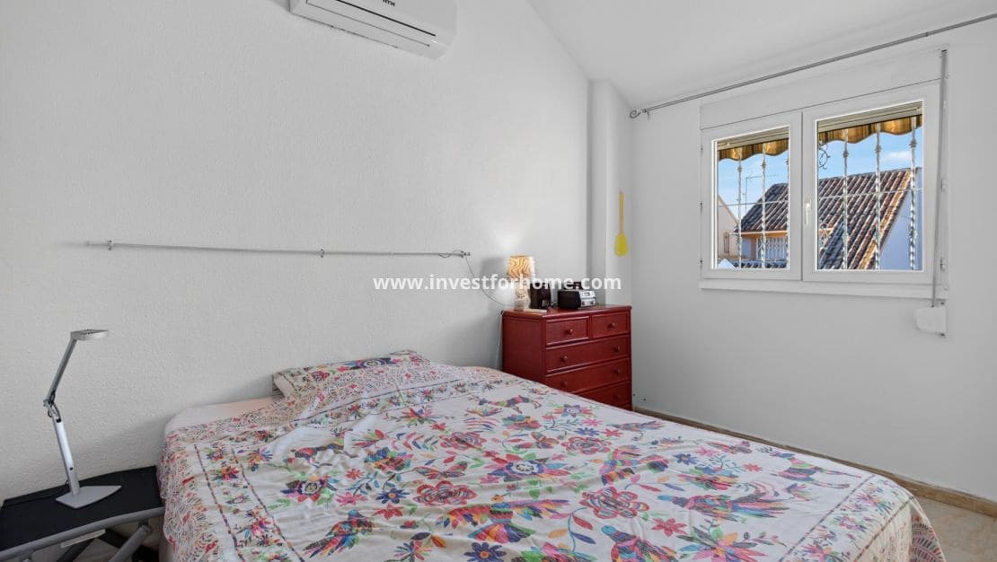 2 slaapkamer Bungalow te koop in Ciudad Quesada met zwembad - € 165.000 (Ref: 10182309)
