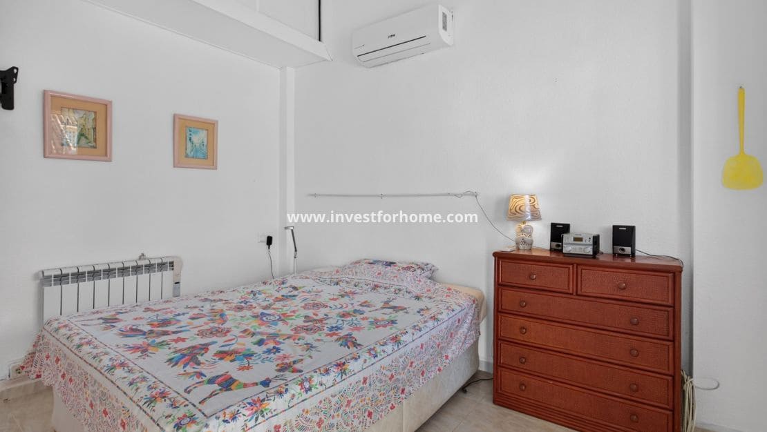 2 slaapkamer Bungalow te koop in Ciudad Quesada met zwembad - € 165.000 (Ref: 10182309)