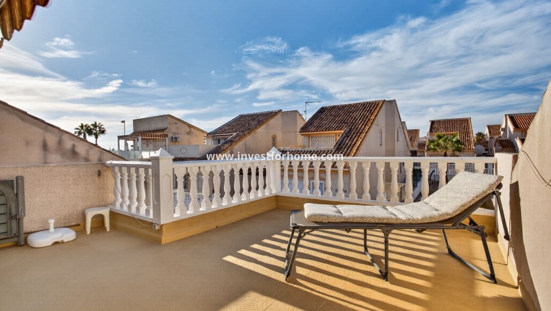 2 slaapkamer Bungalow te koop in Ciudad Quesada met zwembad - € 165.000 (Ref: 10182309)