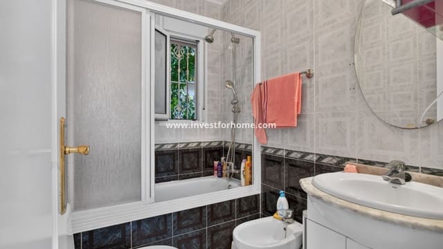 2 slaapkamer Bungalow te koop in Ciudad Quesada, Rojales met zwembad - € 165.000 (Ref: 10182309)