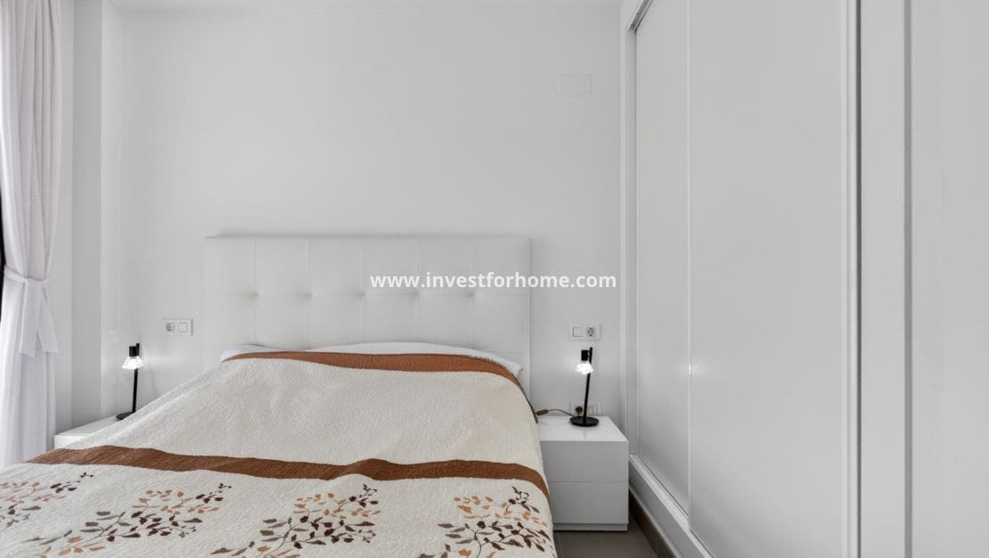 2 bedroom Apartment for sale in Rojales - € 245,000 (Ref: 5110420)