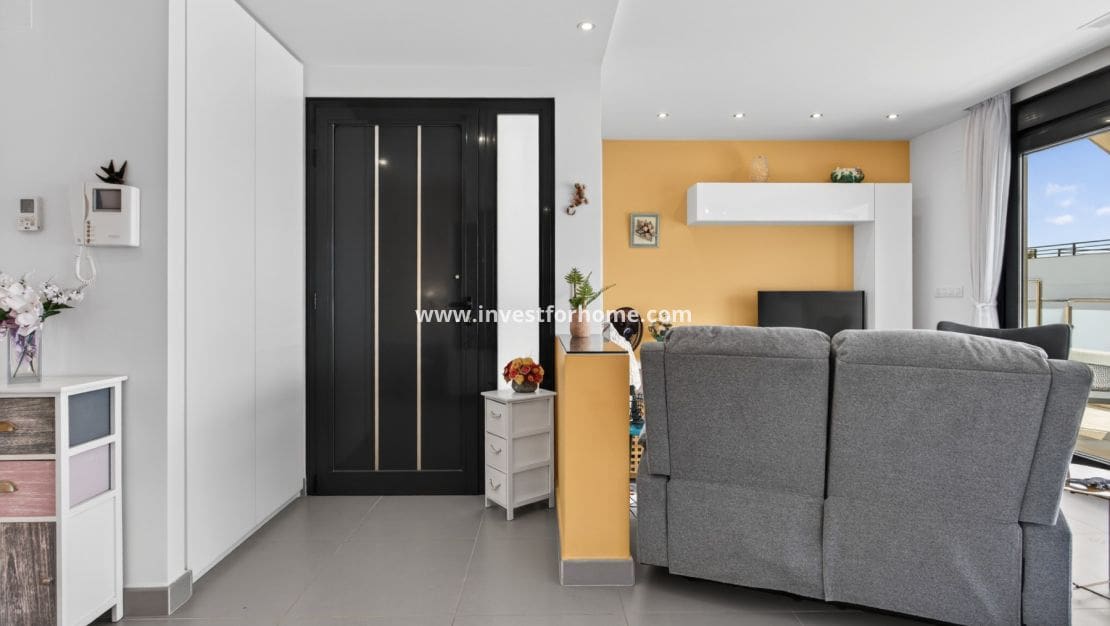 2 bedroom Apartment for sale in Rojales - € 245,000 (Ref: 5110420)