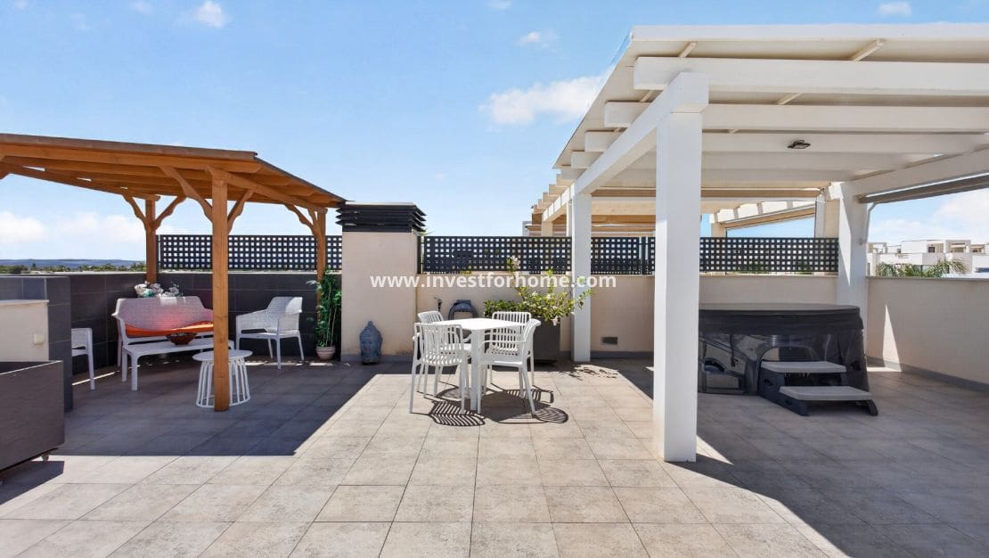 2 bedroom Apartment for sale in Rojales - € 245,000 (Ref: 5110420)