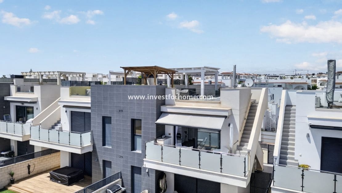 2 bedroom Apartment for sale in Rojales - € 245,000 (Ref: 5110420)