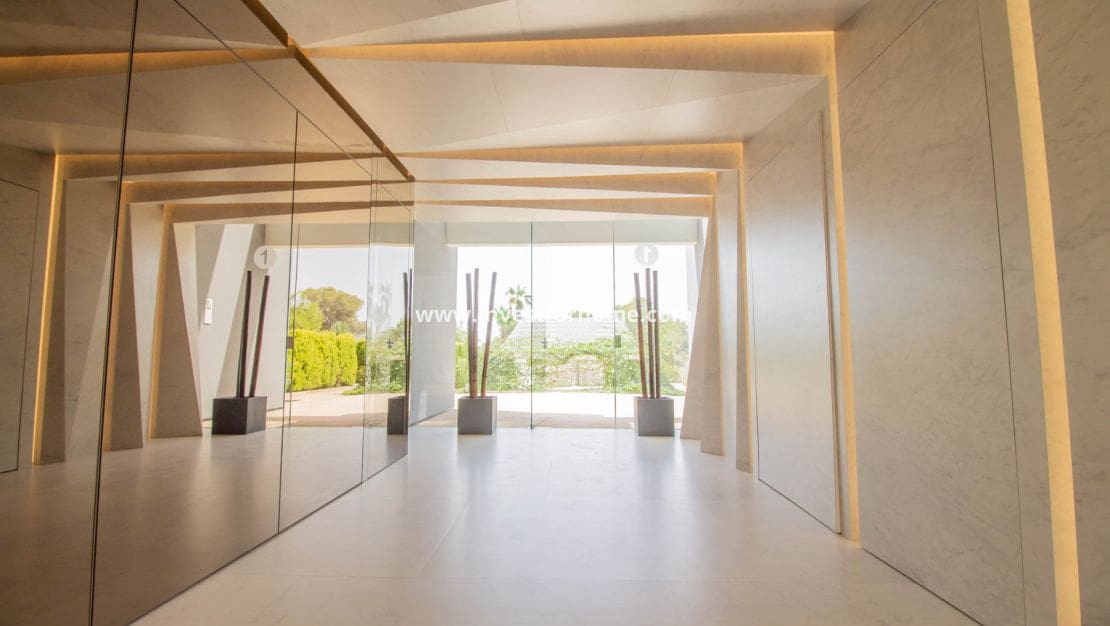 3 slaapkamer Appartement te koop in Las Colinas Golf met zwembad - € 859.000 (Ref: 7837663)