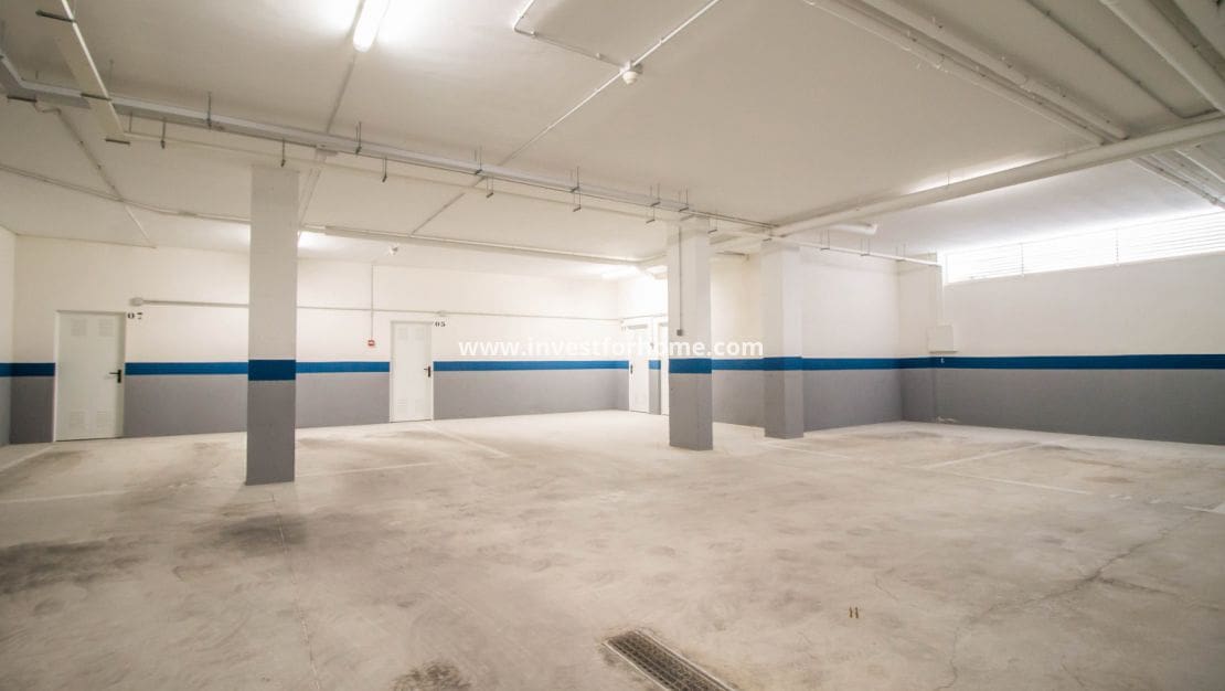 3 slaapkamer Appartement te koop in Las Colinas Golf met zwembad - € 859.000 (Ref: 7837663)