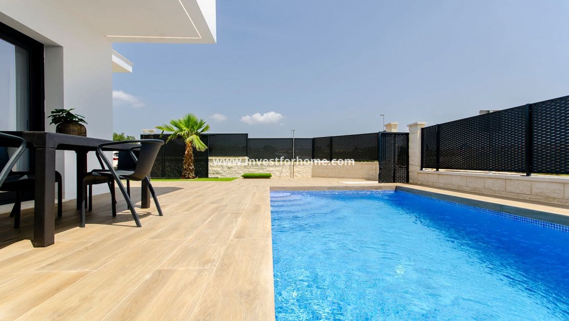3 quarto Moradia para venda em Orihuela Costa com piscina - 415 000 € (Ref: 8145360)
