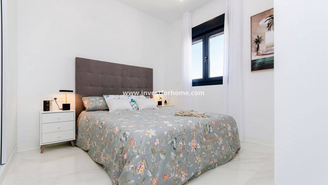 3 quarto Moradia para venda em Orihuela Costa com piscina - 415 000 € (Ref: 8145360)