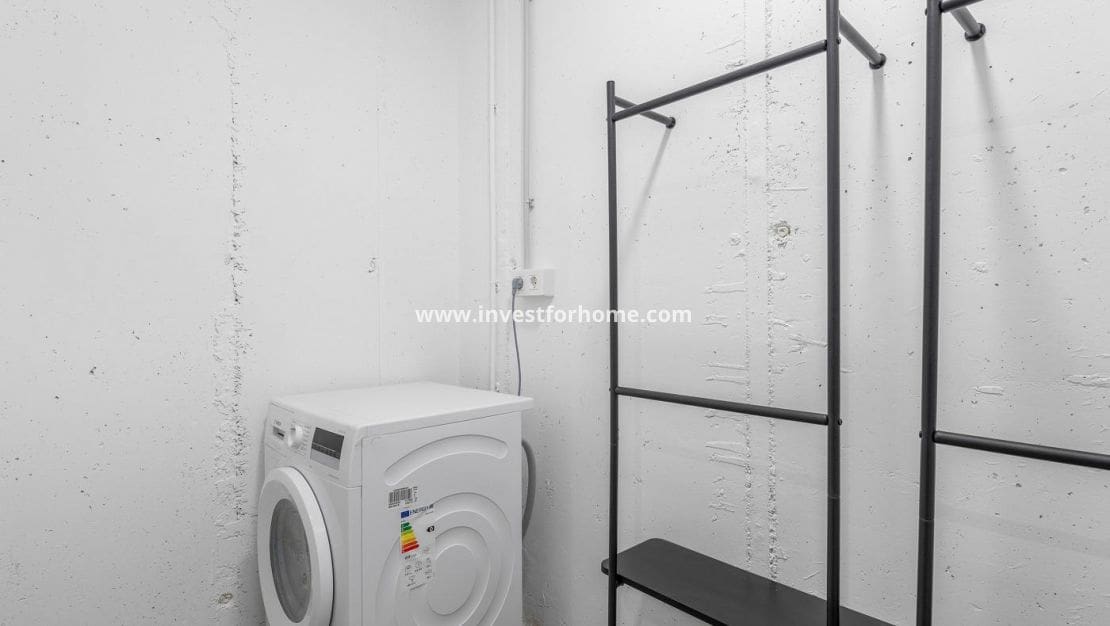 3 soveværelse Villa til salg i Los Alcazares med swimmingpool - € 399.900 (Ref: 8145367)