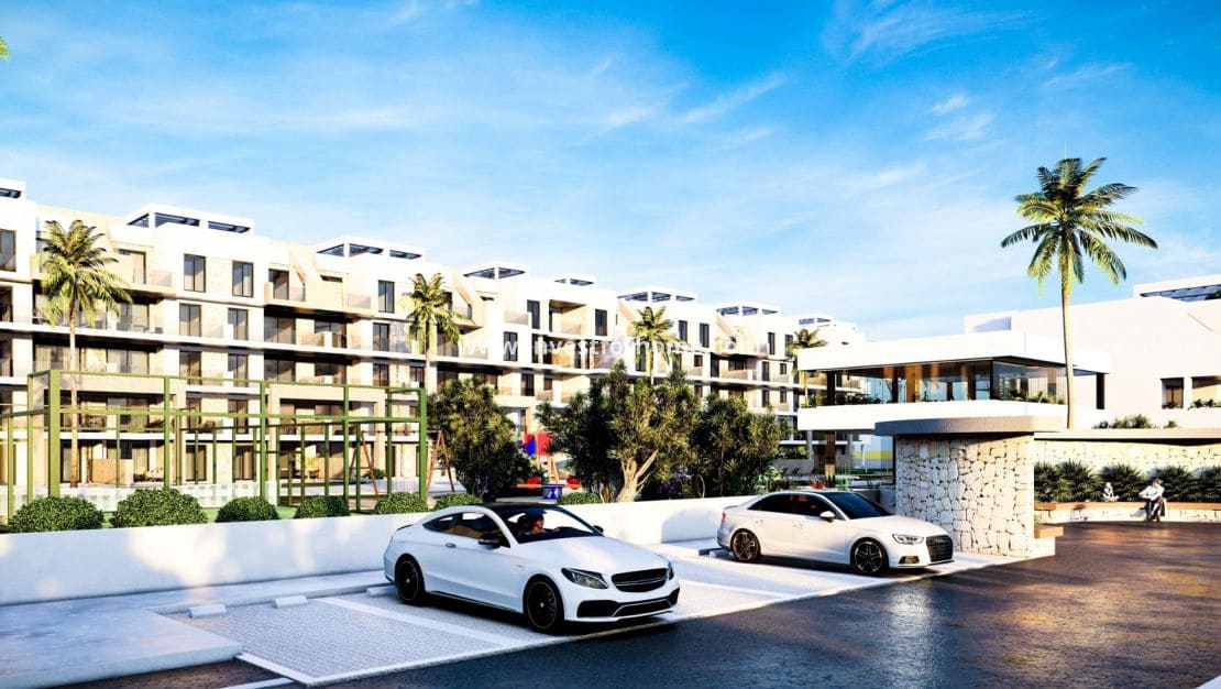 2 Zimmer Apartment zu verkaufen in El Raso mit Pool - 294.000 € (Ref: 8188674)