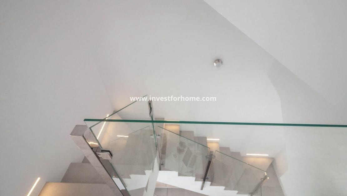 3 camera da letto Villa in vendita in Orihuela Costa con piscina - 549.900 € (Rif: 8188701)