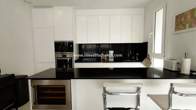 3 bedroom Villa for sale in La Mata, Torrevieja with pool - € 695,000 (Ref: 8861290)