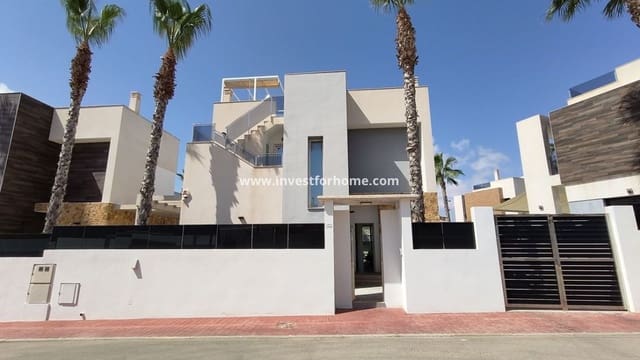 3 bedroom Villa for sale in La Mata, Torrevieja with pool - € 695,000 (Ref: 8861290)