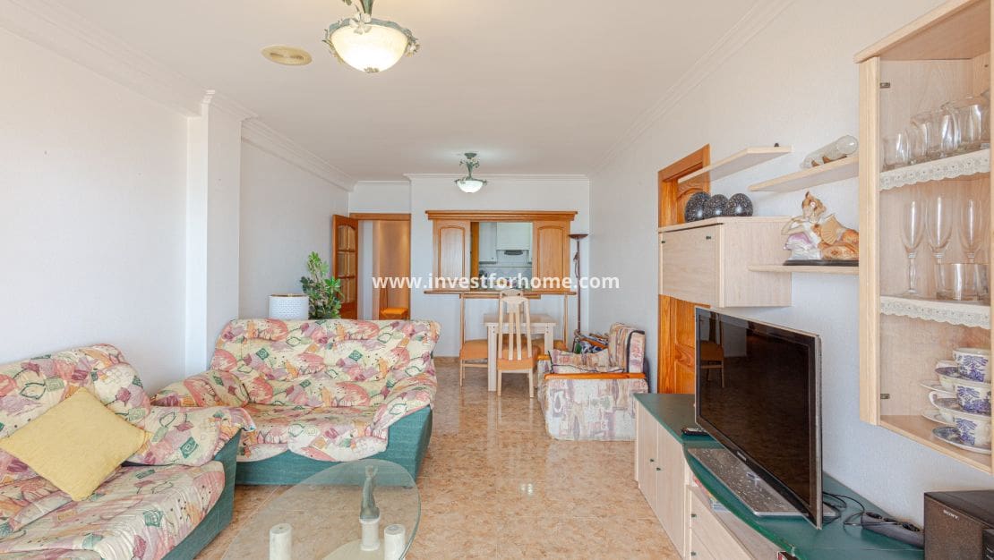 3 slaapkamer Appartement te koop in La Mata - € 360.000 (Ref: 8878662)