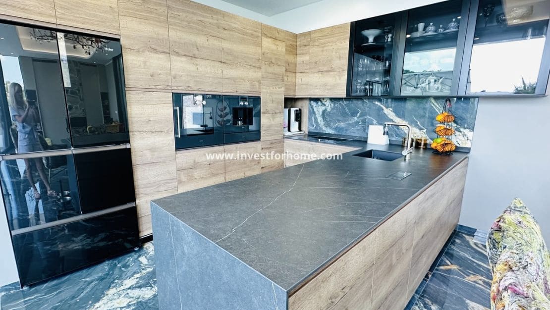 6 sovrum Villa till salu i Las Colinas Golf med pool - 2 350 000 € (Ref: 9240660)