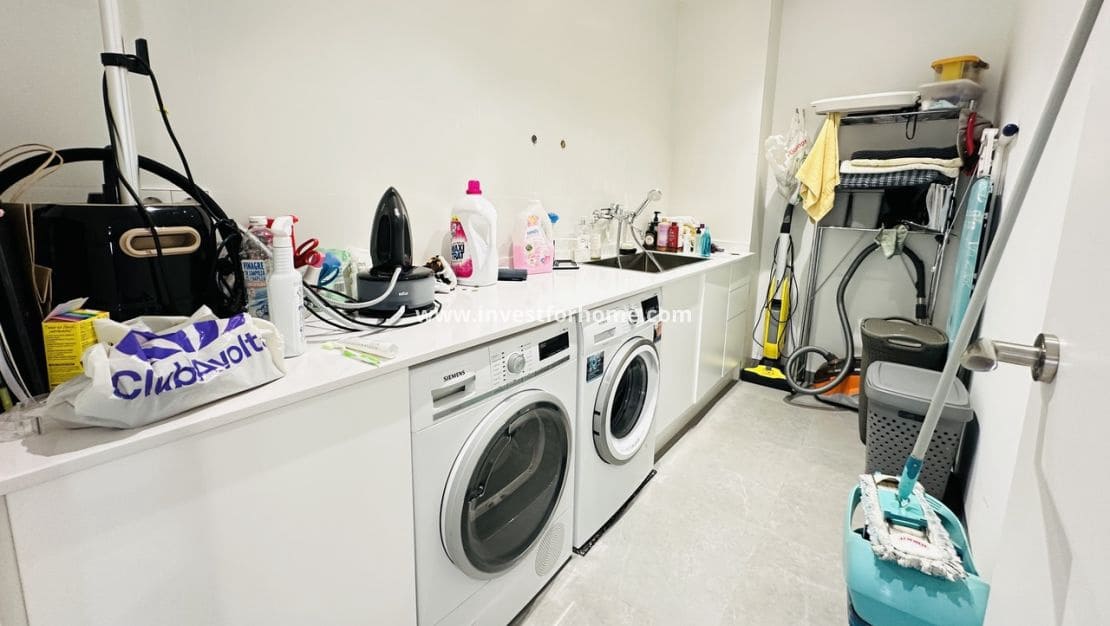 6 sovrum Villa till salu i Las Colinas Golf med pool - 2 350 000 € (Ref: 9240660)