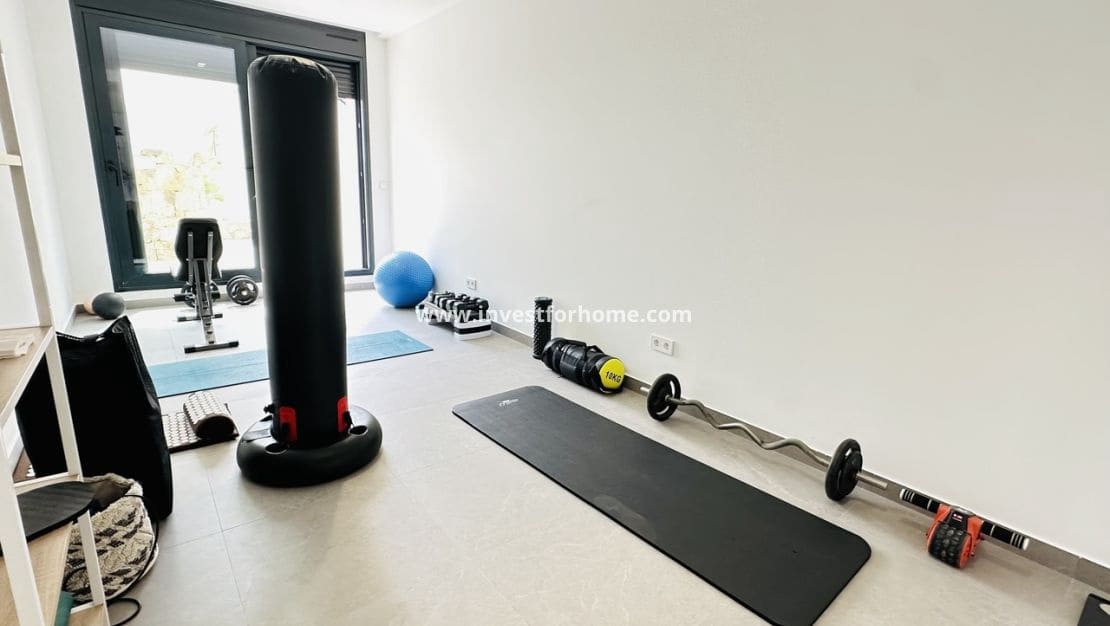 6 sovrum Villa till salu i Las Colinas Golf med pool - 2 350 000 € (Ref: 9240660)