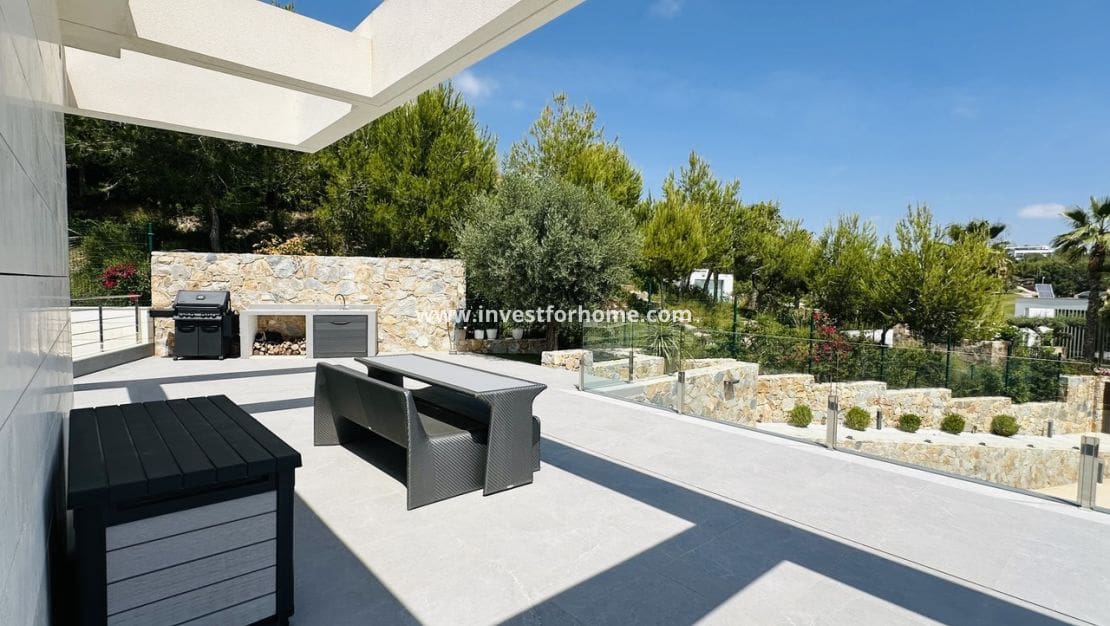 6 sovrum Villa till salu i Las Colinas Golf med pool - 2 350 000 € (Ref: 9240660)