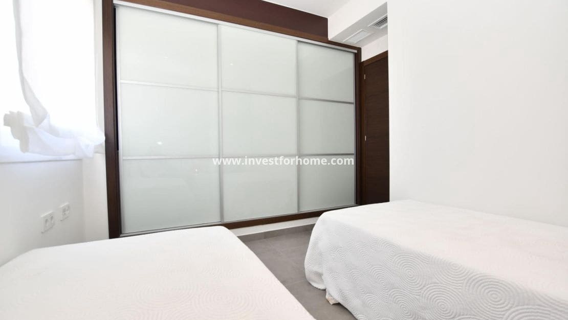 3 soveværelse Bungalow til salg i San Miguel de Salinas med swimmingpool - € 281.600 (Ref: 9244400)