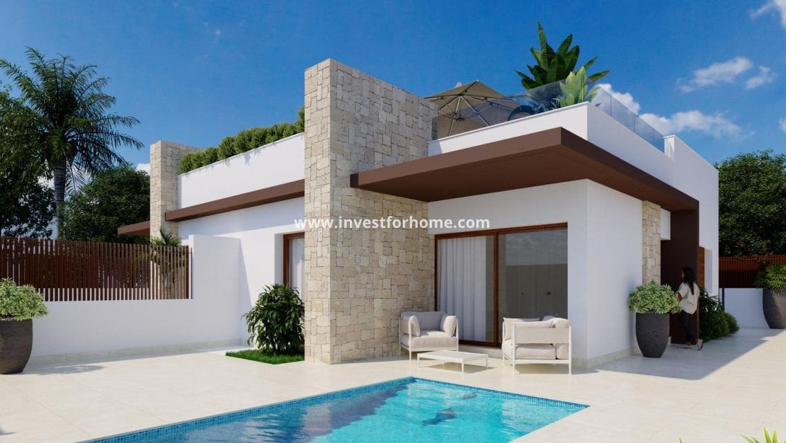 2 bedroom Villa for sale in Orihuela Costa with pool - € 351,000 (Ref: 9244419)