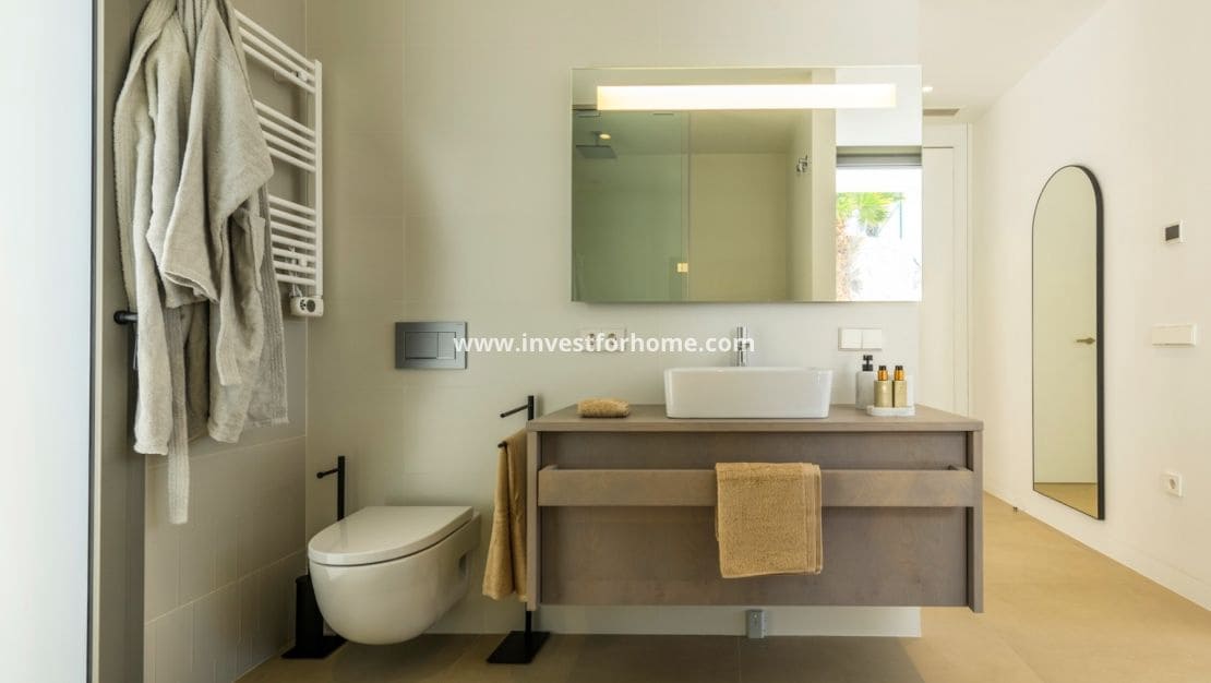 3 sovrum Villa till salu i Las Colinas Golf med pool - 1 385 000 € (Ref: 9244423)