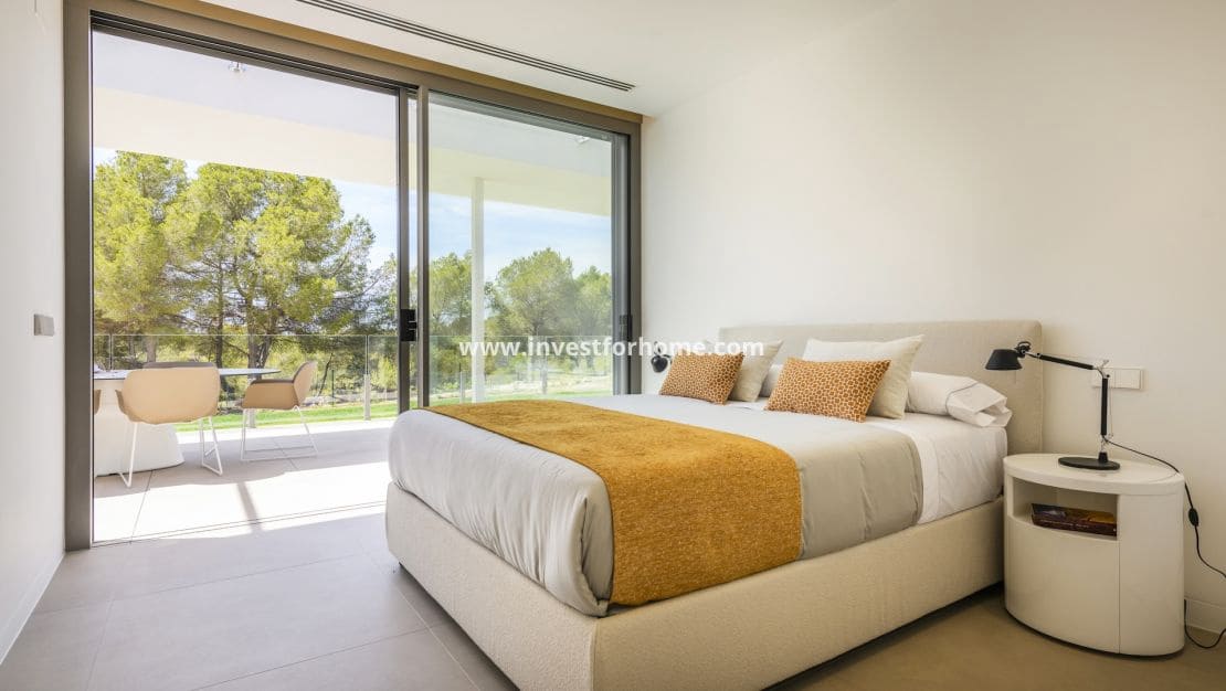 3 sovrum Villa till salu i Las Colinas Golf med pool - 1 385 000 € (Ref: 9244423)