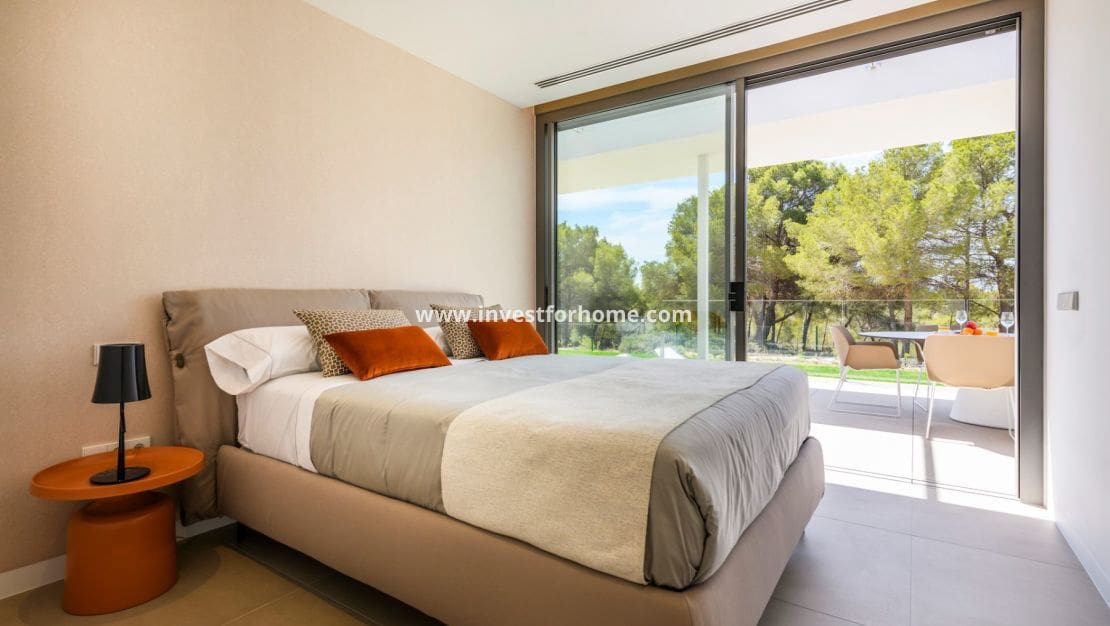 3 sovrum Villa till salu i Las Colinas Golf med pool - 1 385 000 € (Ref: 9244423)