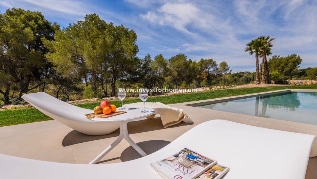 3 sovrum Villa till salu i Las Colinas Golf med pool - 1 385 000 € (Ref: 9244423)