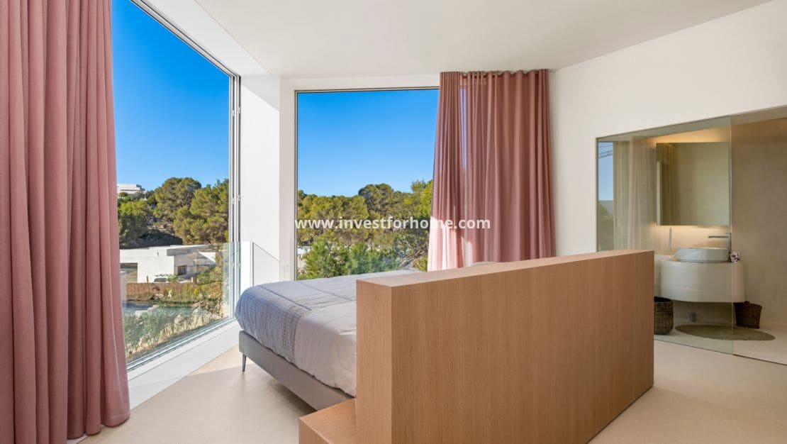 3 quarto Moradia para venda em Las Colinas Golf com piscina - 2 365 000 € (Ref: 9244425)