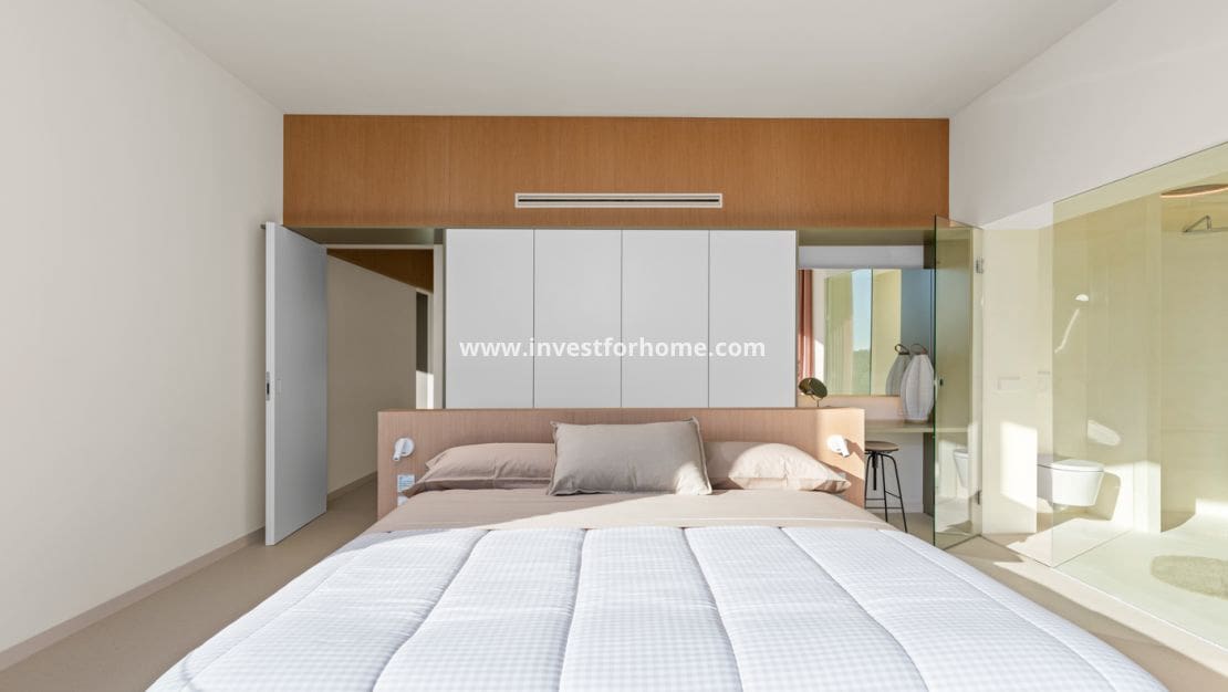 3 quarto Moradia para venda em Las Colinas Golf com piscina - 2 365 000 € (Ref: 9244425)