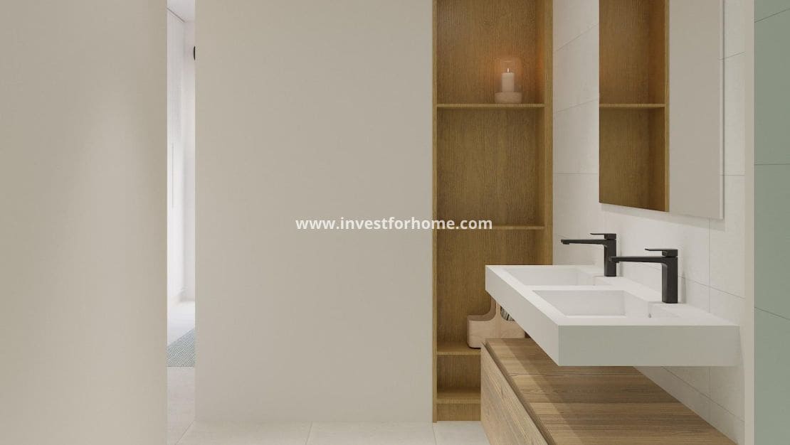 2 soveværelse Bungalow til salg i Torrevieja med swimmingpool - € 620.000 (Ref: 9244433)