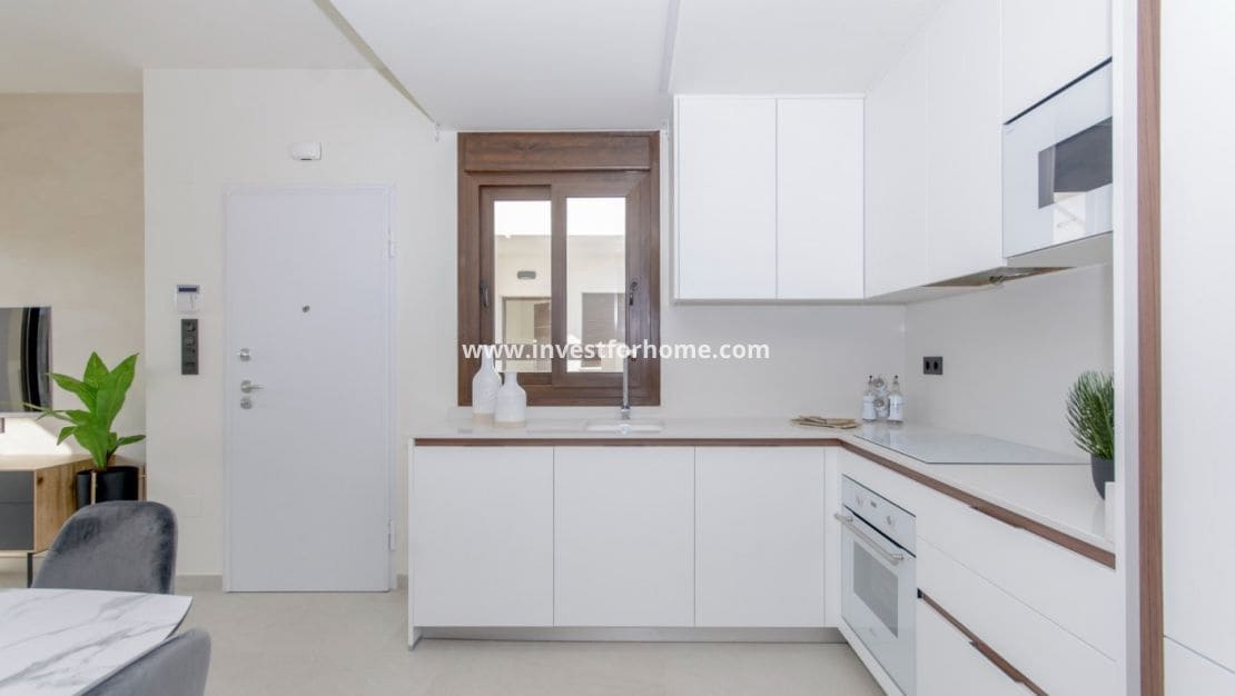 3 bedroom Bungalow for sale in Los Balcones with pool - € 325,000 (Ref: 9244438)