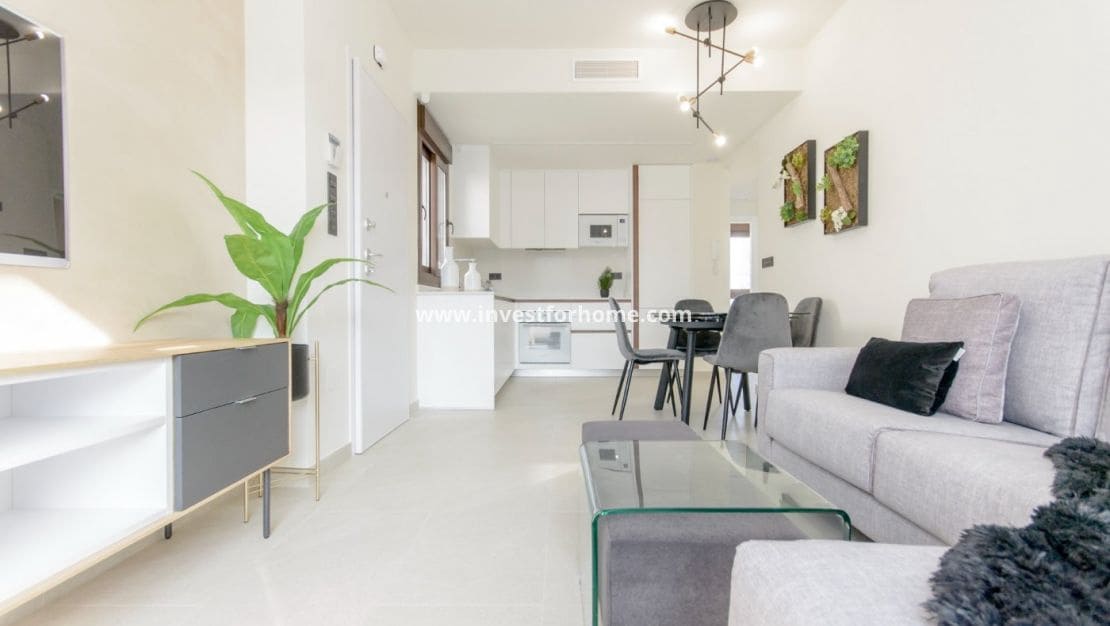 3 bedroom Bungalow for sale in Los Balcones with pool - € 325,000 (Ref: 9244438)