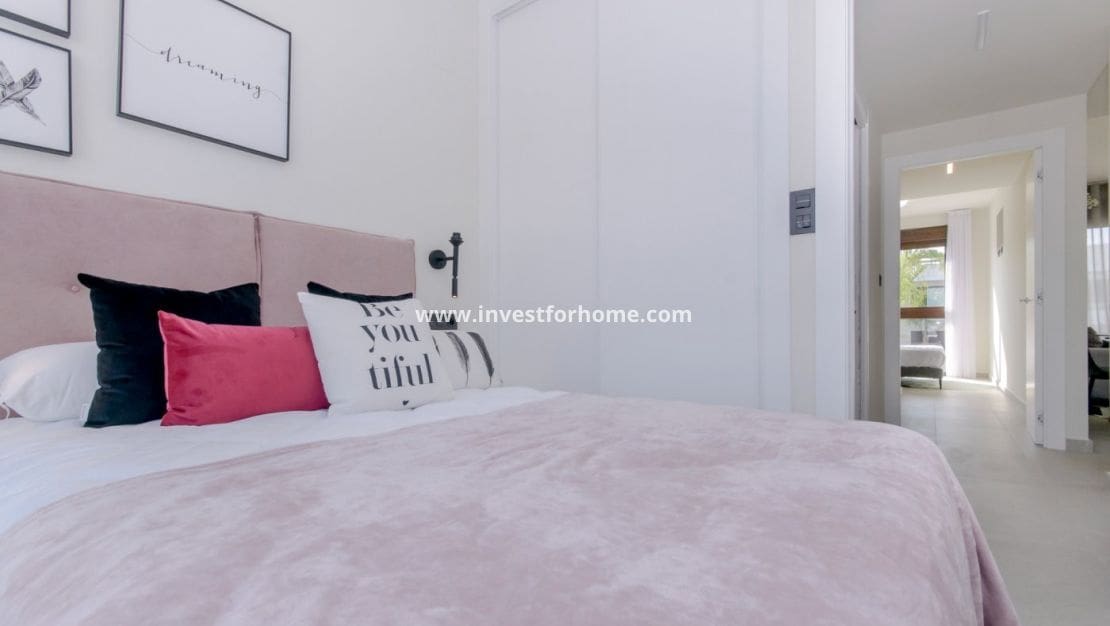 3 bedroom Bungalow for sale in Los Balcones with pool - € 325,000 (Ref: 9244438)